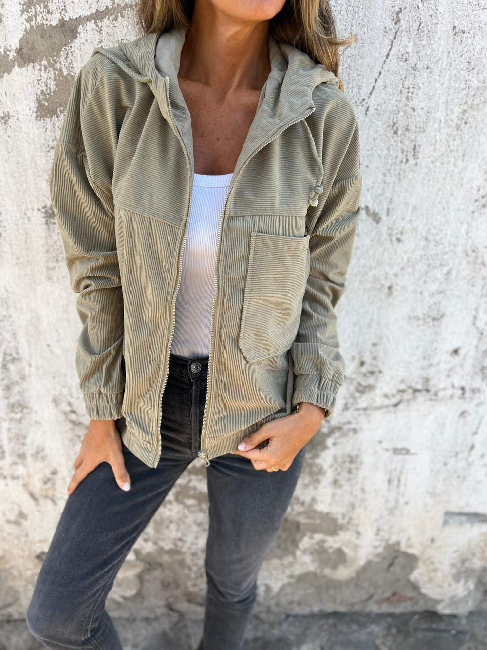 Women's casual zip-front hooded jacket in green
