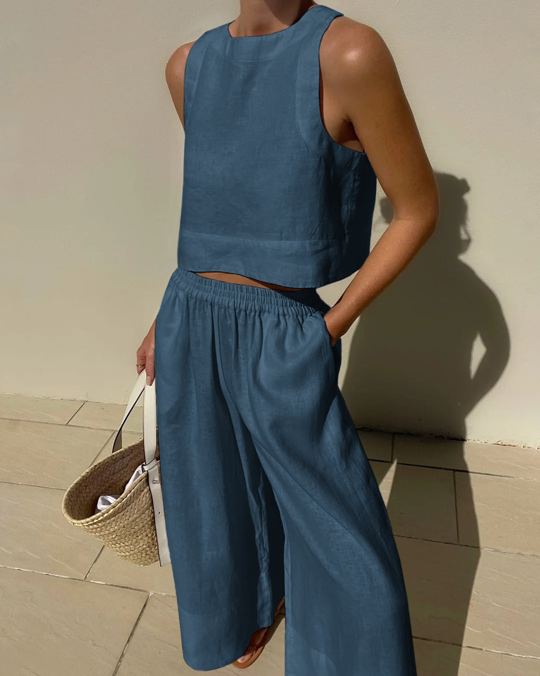 Linnen Two-Piece Set — Crop Top & Wide-Leg Pants