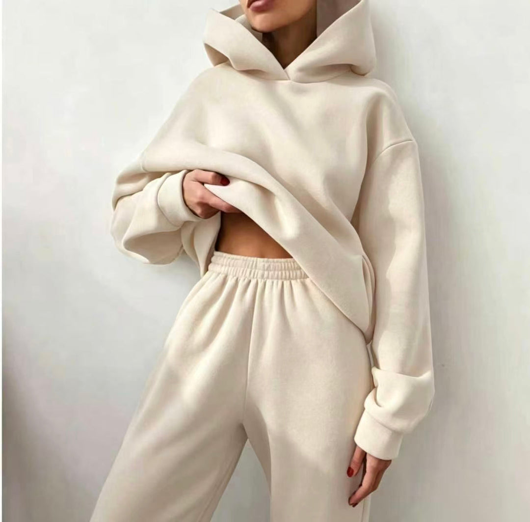 Women's zip-up jacket and jogger sweatsuit set in apricot