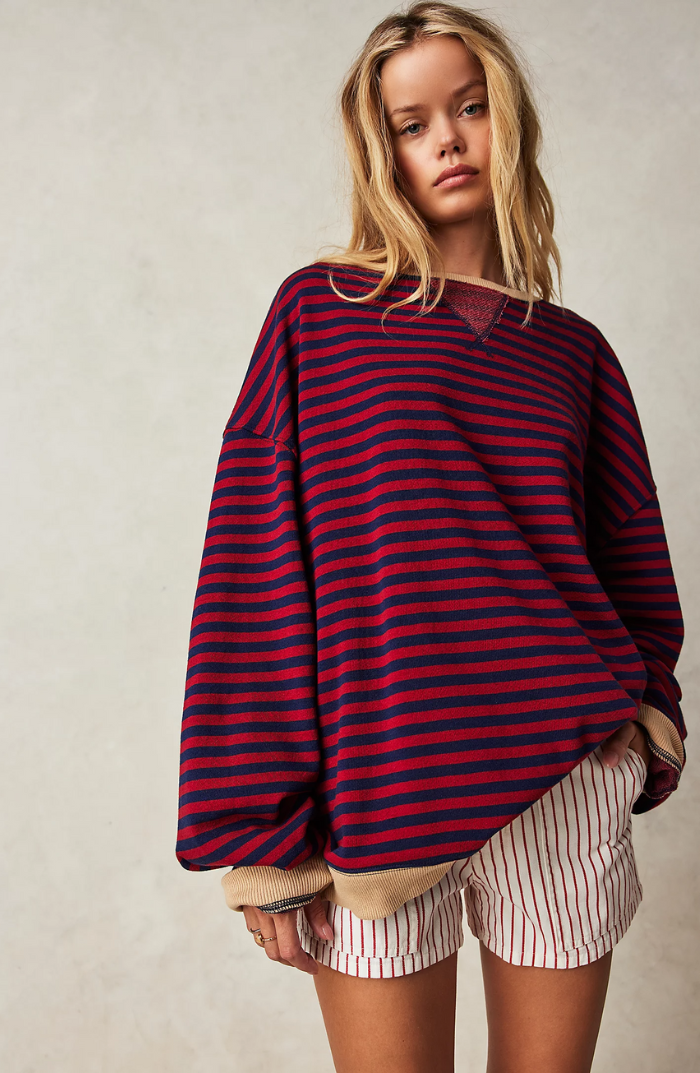 Women's oversized striped sweater in black and red