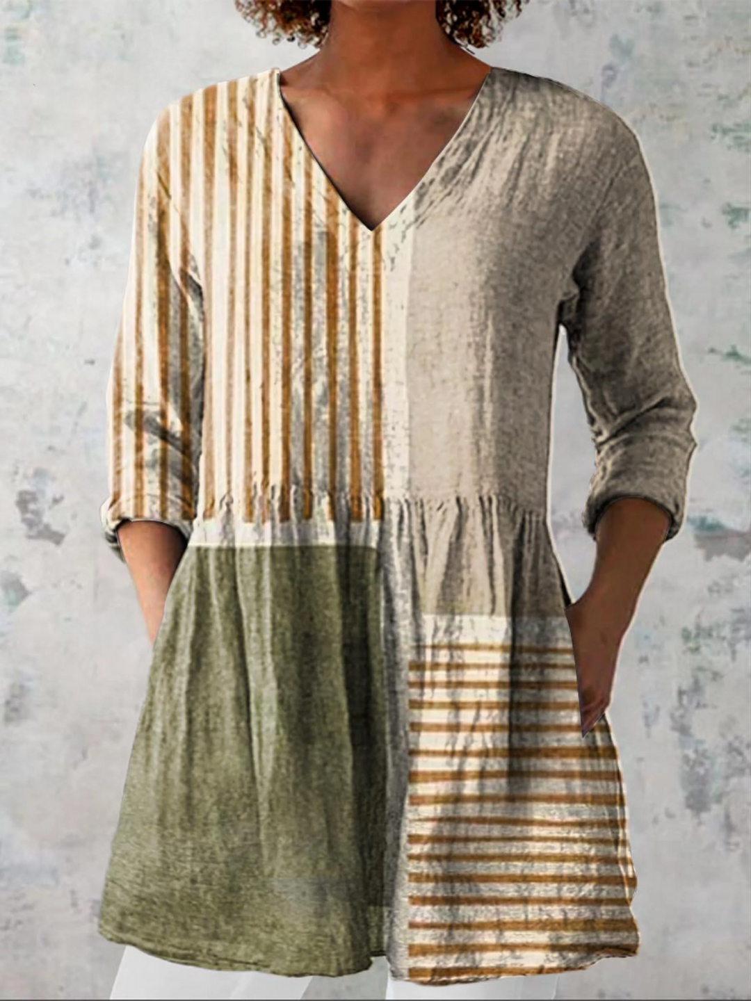 Women's Multicolor Print V-Neck Long Blouse