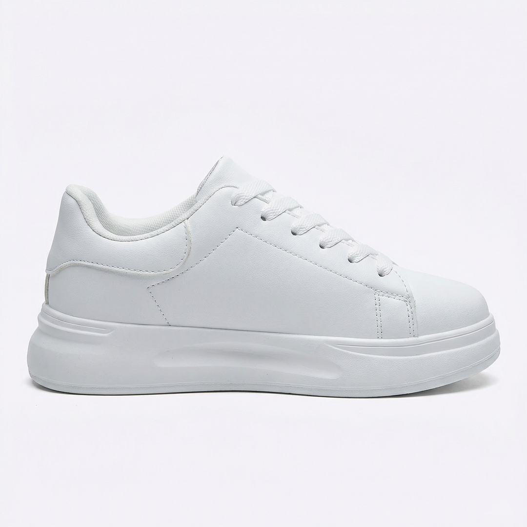 Women's clean minimal low top court sneakers in white