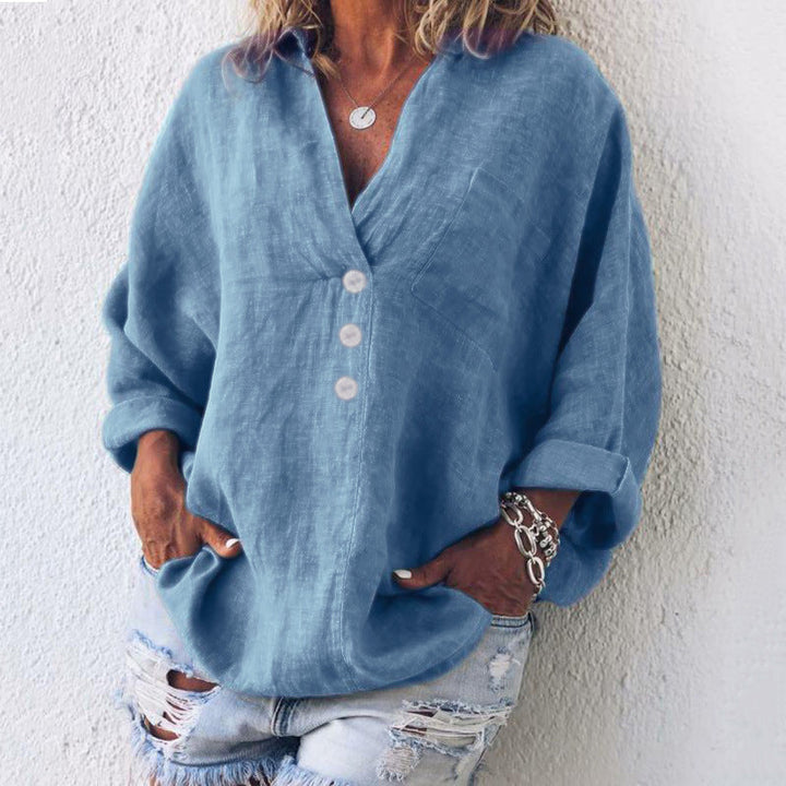 Cotton linen knit sweater in blue