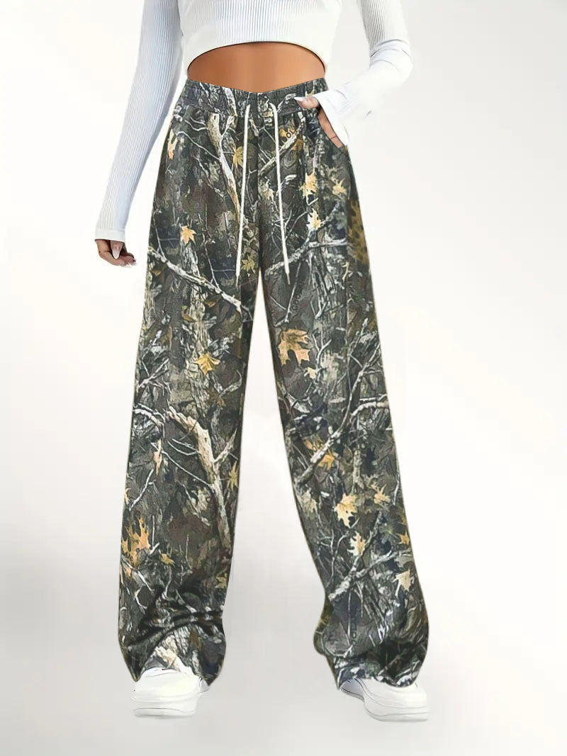 Women's green camouflage cargo pants
