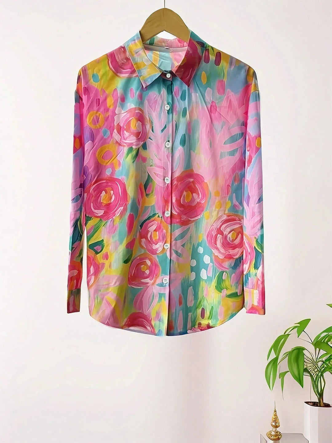 Abstract art print blouse women detail