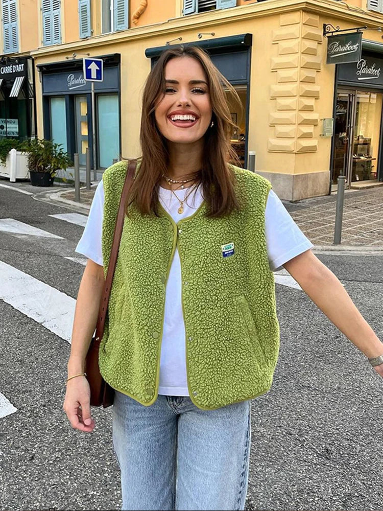 Minimalist sleeveless vest top green
