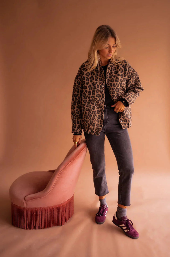 Leopard print snap-front bomber jacket - brown, detail view