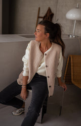 Women's Button Front Sweater Vest with Pockets