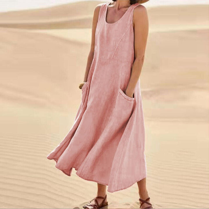 Sleeveless swing midi dress with pockets in pink