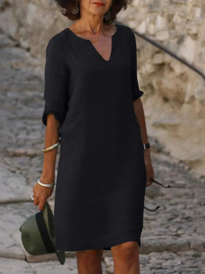 Elegant V-Neck Pleated Dress - Black